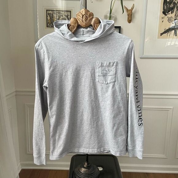 Vineyard Vines Grey Pullover Pocket Hoodie Whale Tshirt Weight S - Picture 1 of 7